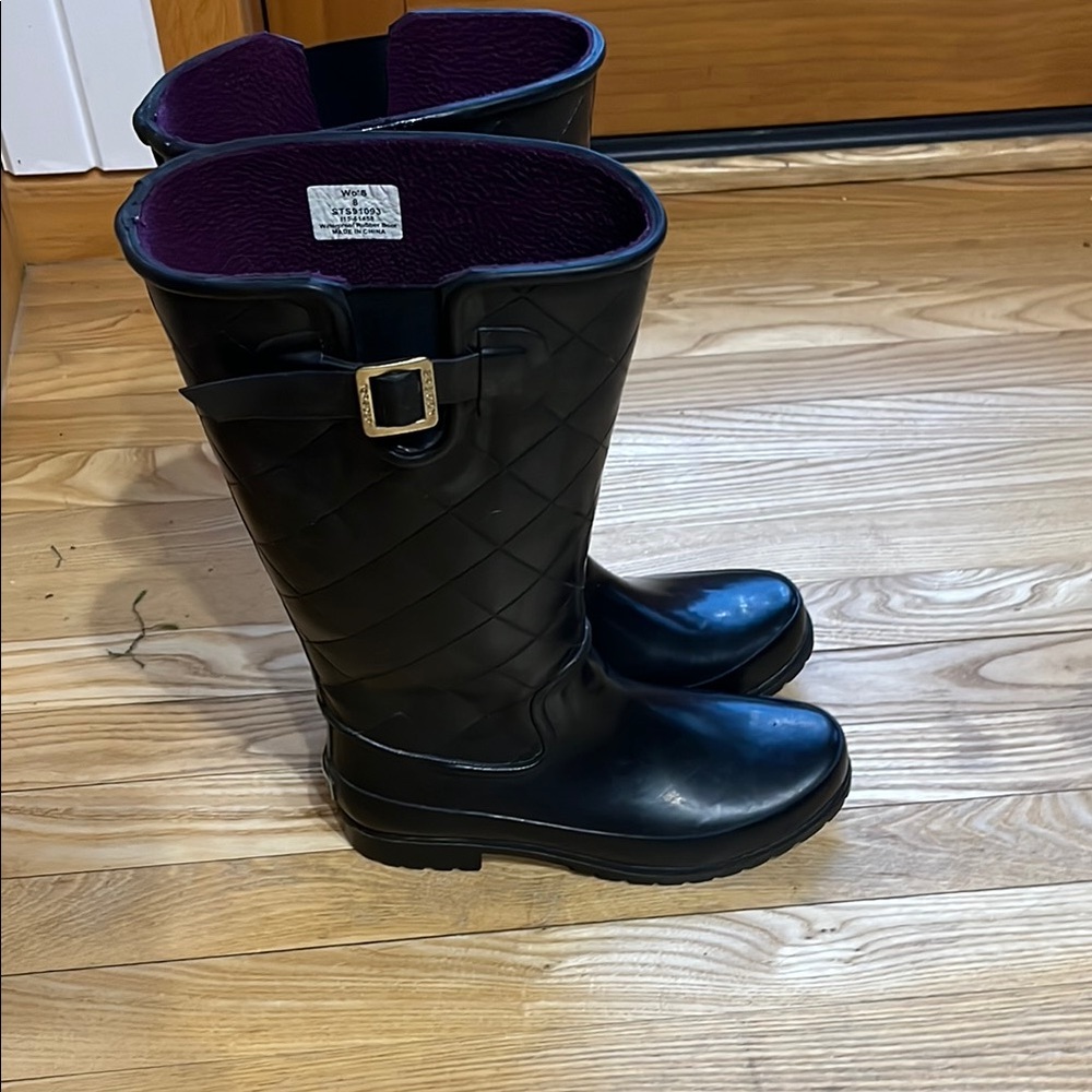 Sperry Black Quilted Rain Boots with Buckle size 8